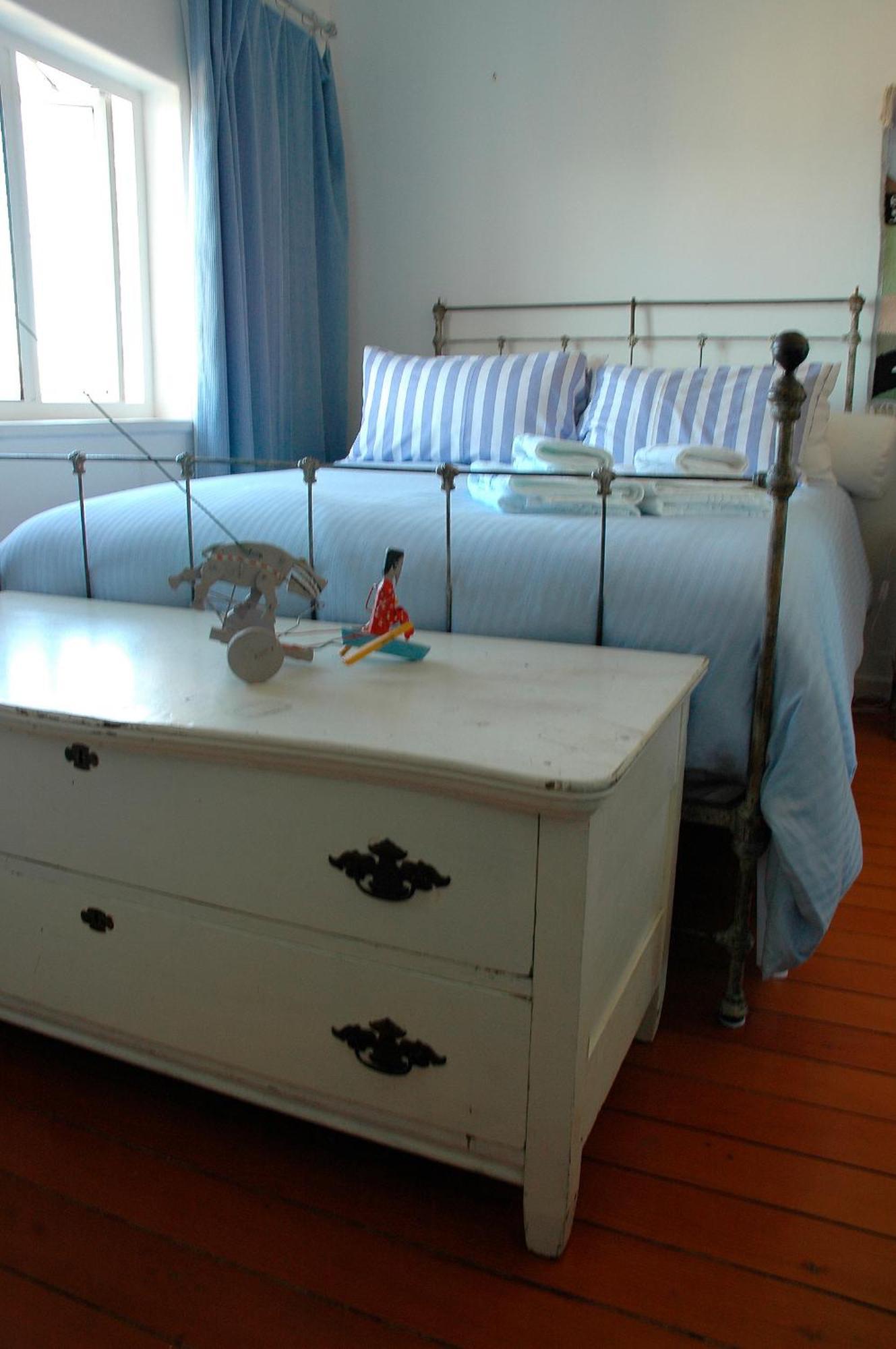 Blue On Blue Bed And Breakfast St James Bagian luar foto